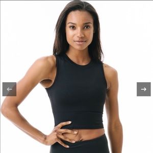 Zyia black stronger tank M